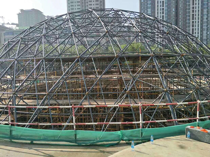 兖州球形网架钢结构施工